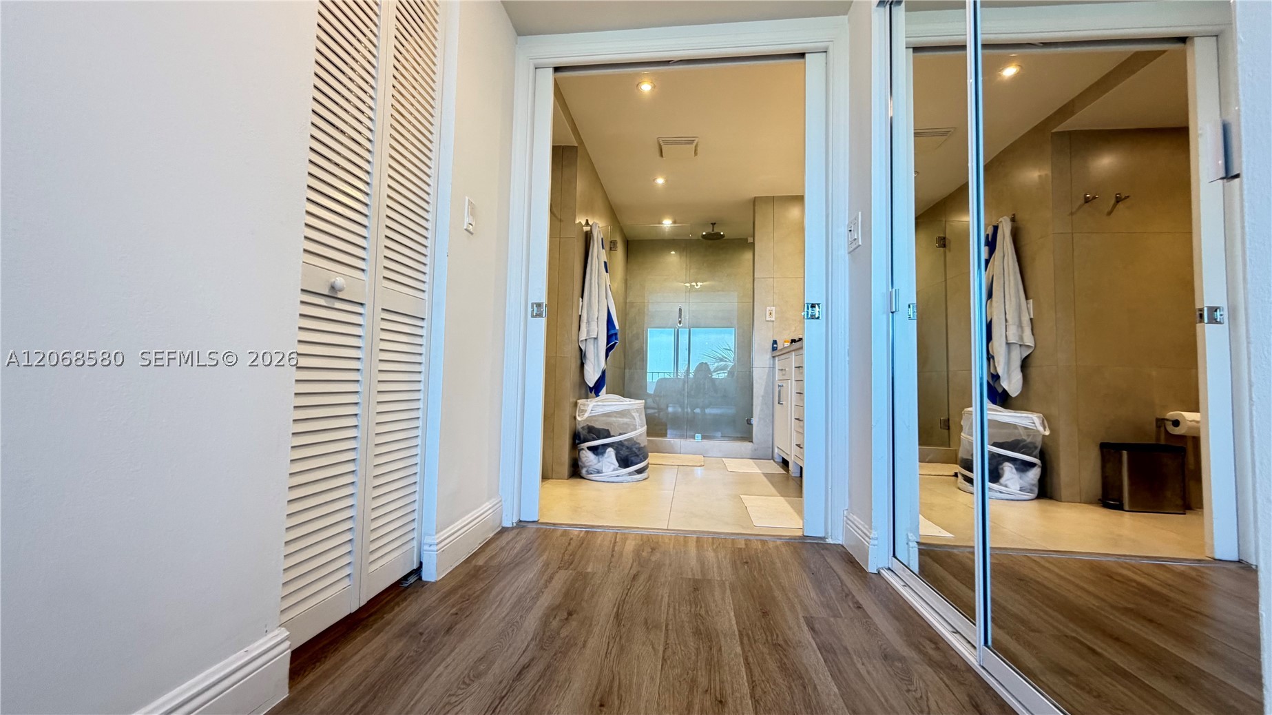 155 Ocean Lane Dr #702, Key Biscayne FL 33149