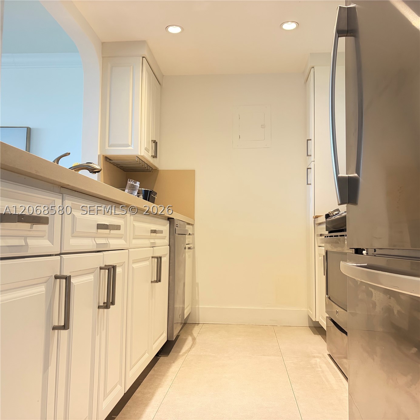 155 Ocean Lane Dr #702, Key Biscayne FL 33149
