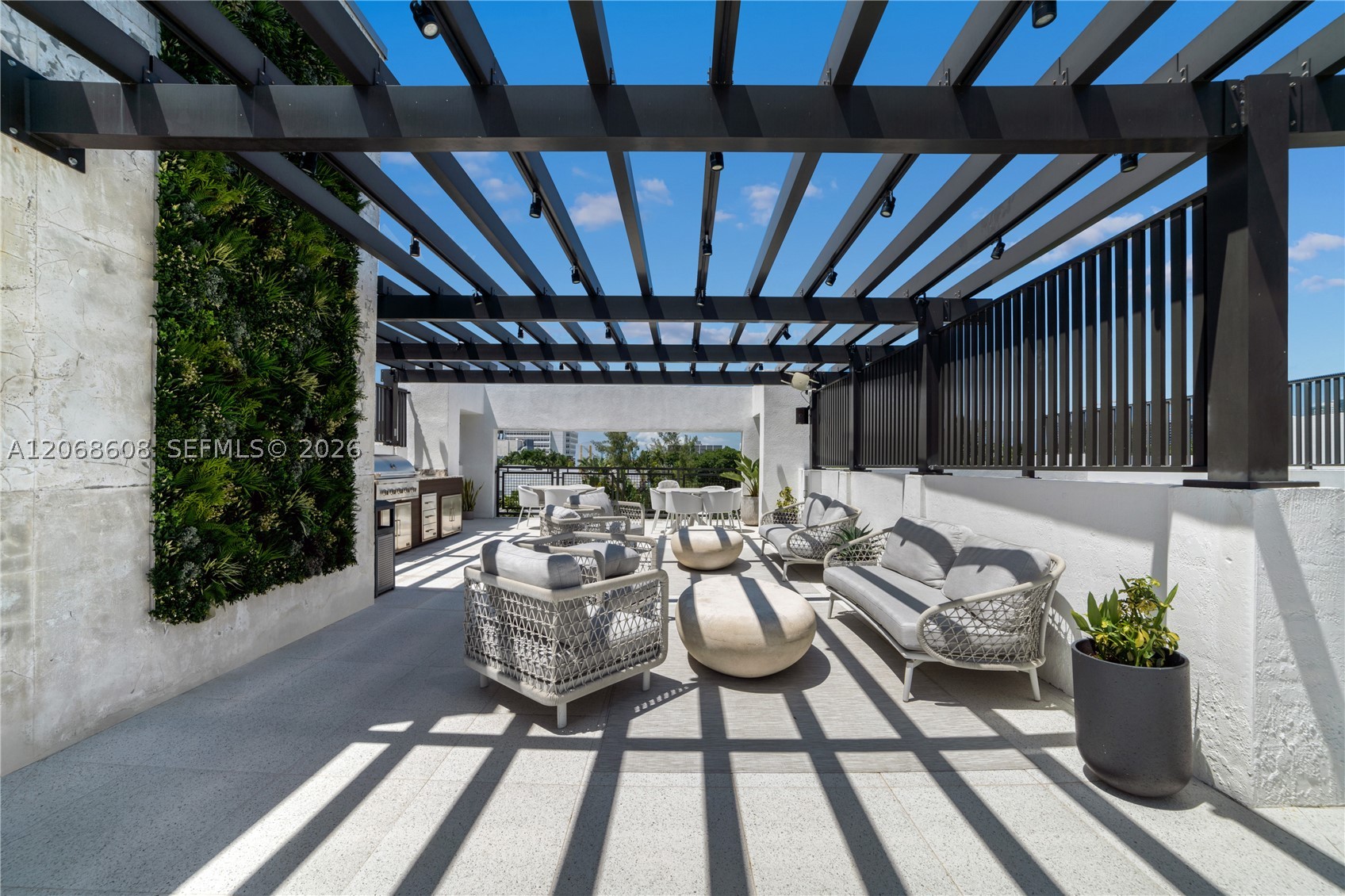 1030 15th St #PH3, Miami Beach FL 33139