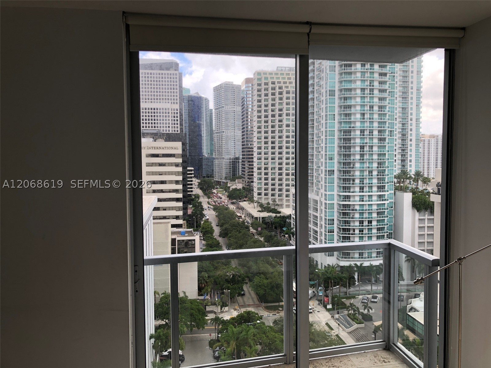 1060 BRICKELL AVE #1501, Miami FL 33131