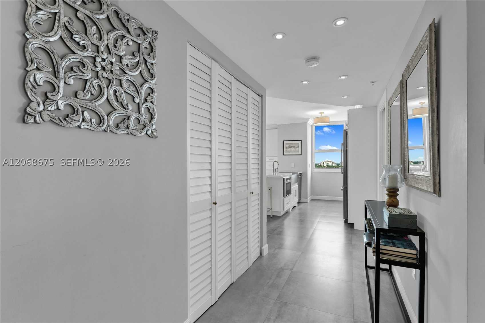 90 Alton Rd #1102, Miami Beach FL 33139