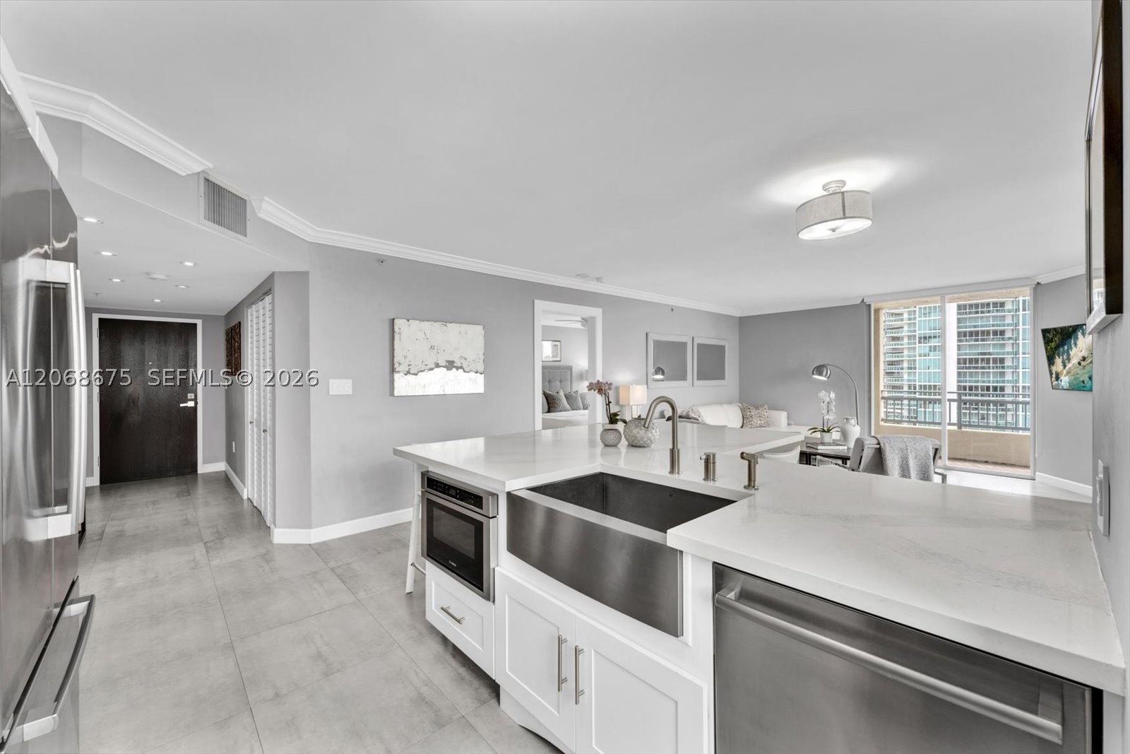 90 Alton Rd #1102, Miami Beach FL 33139