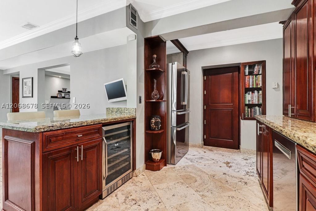 111 SW 29th Rd, Miami FL 33129