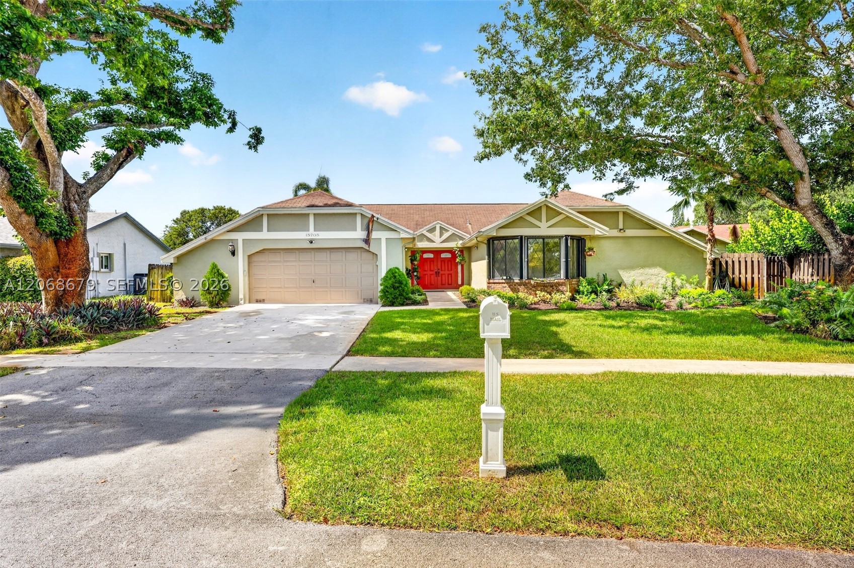 15705 SW 7th Pl, Sunrise FL 33326