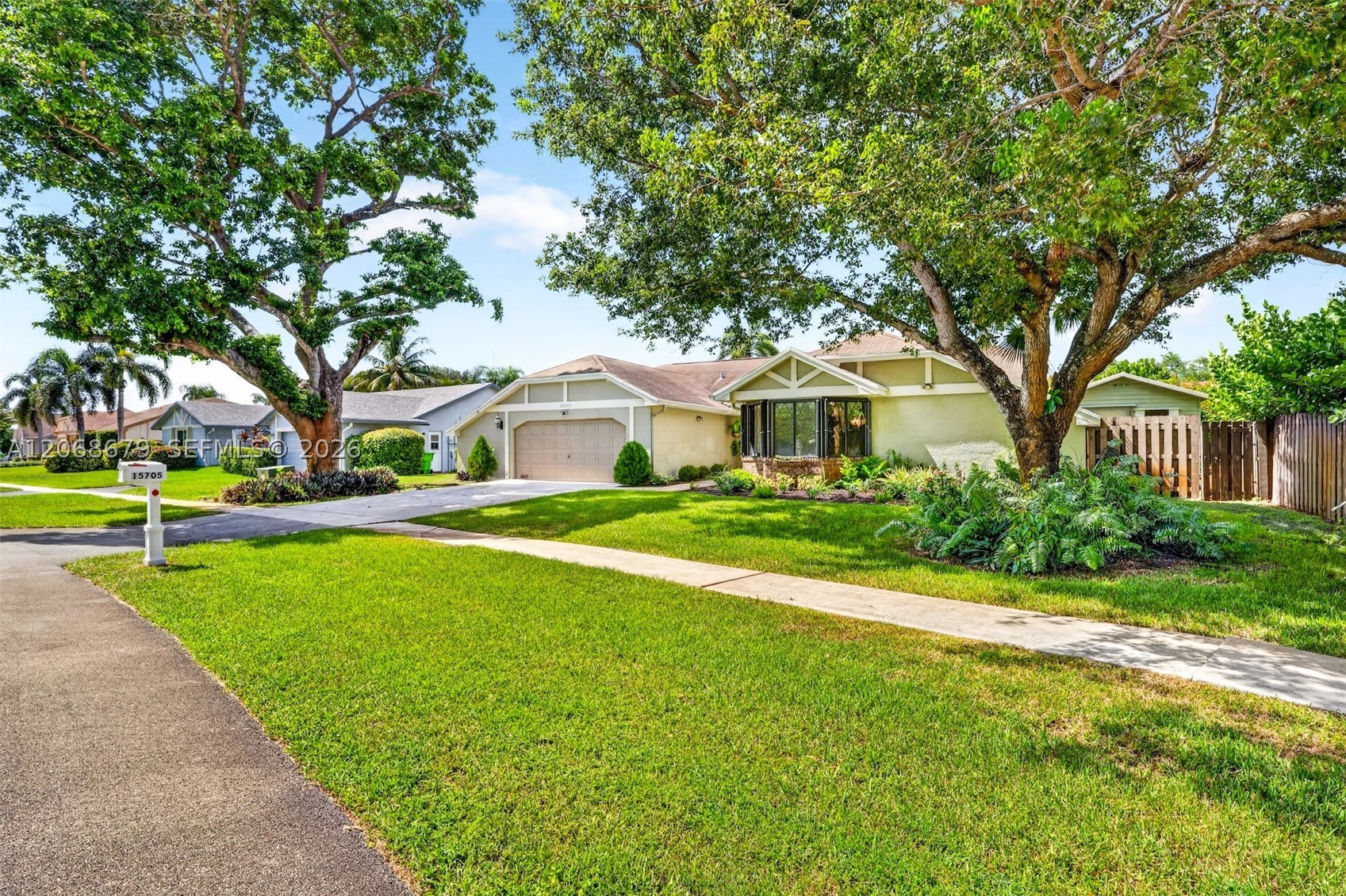 15705 SW 7th Pl, Sunrise FL 33326