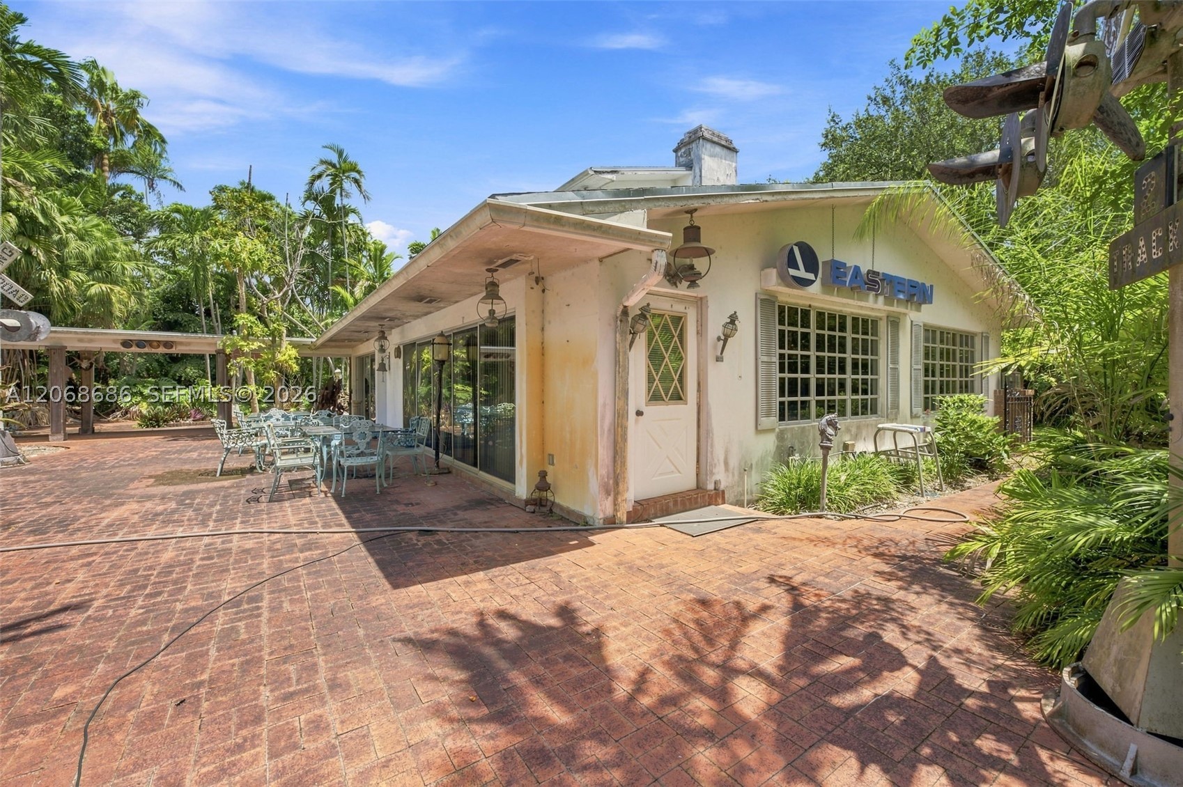 5885 SW 56th St, Miami FL 33155