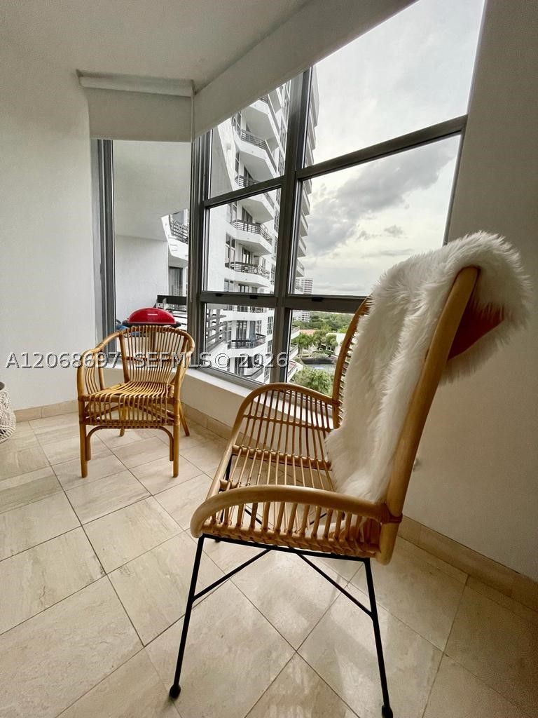 3600 Mystic Pointe dr #1010, Aventura FL 33180