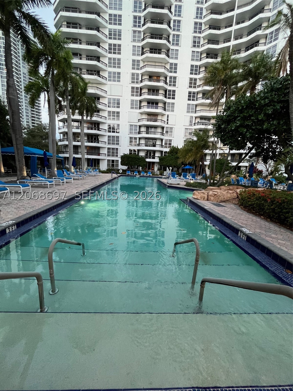 3600 Mystic Pointe dr #1010, Aventura FL 33180