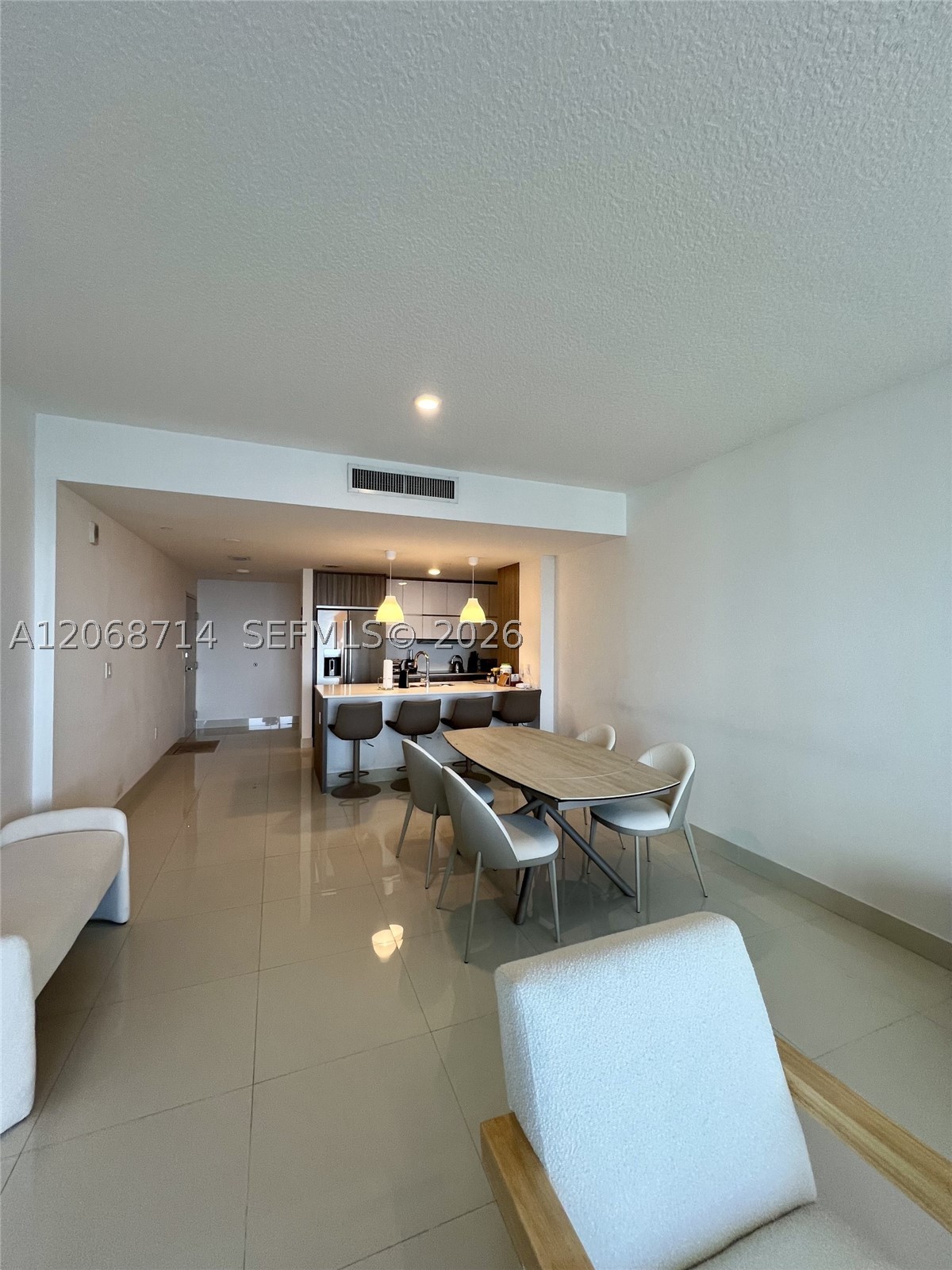 600 NE 27th St #1604, Miami FL 33137