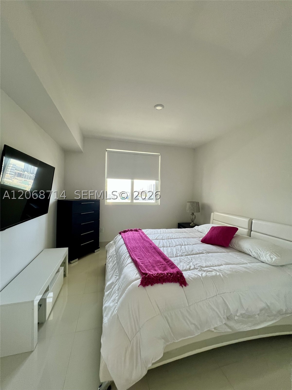600 NE 27th St #1604, Miami FL 33137