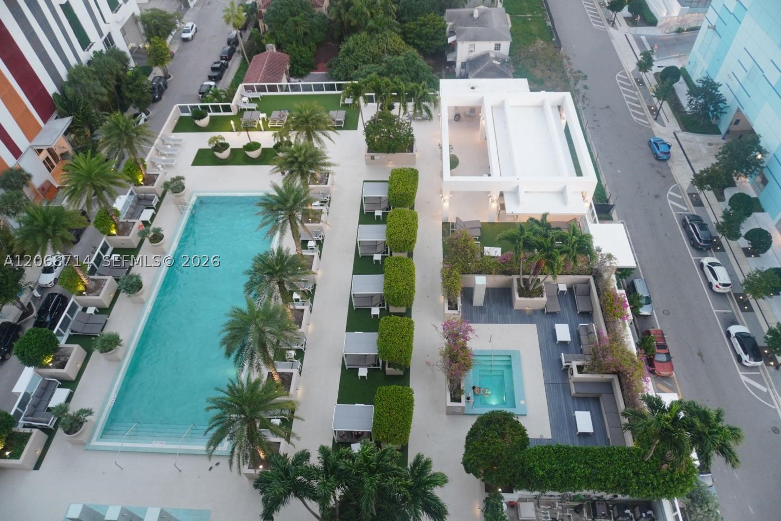 600 NE 27th St #1604, Miami FL 33137