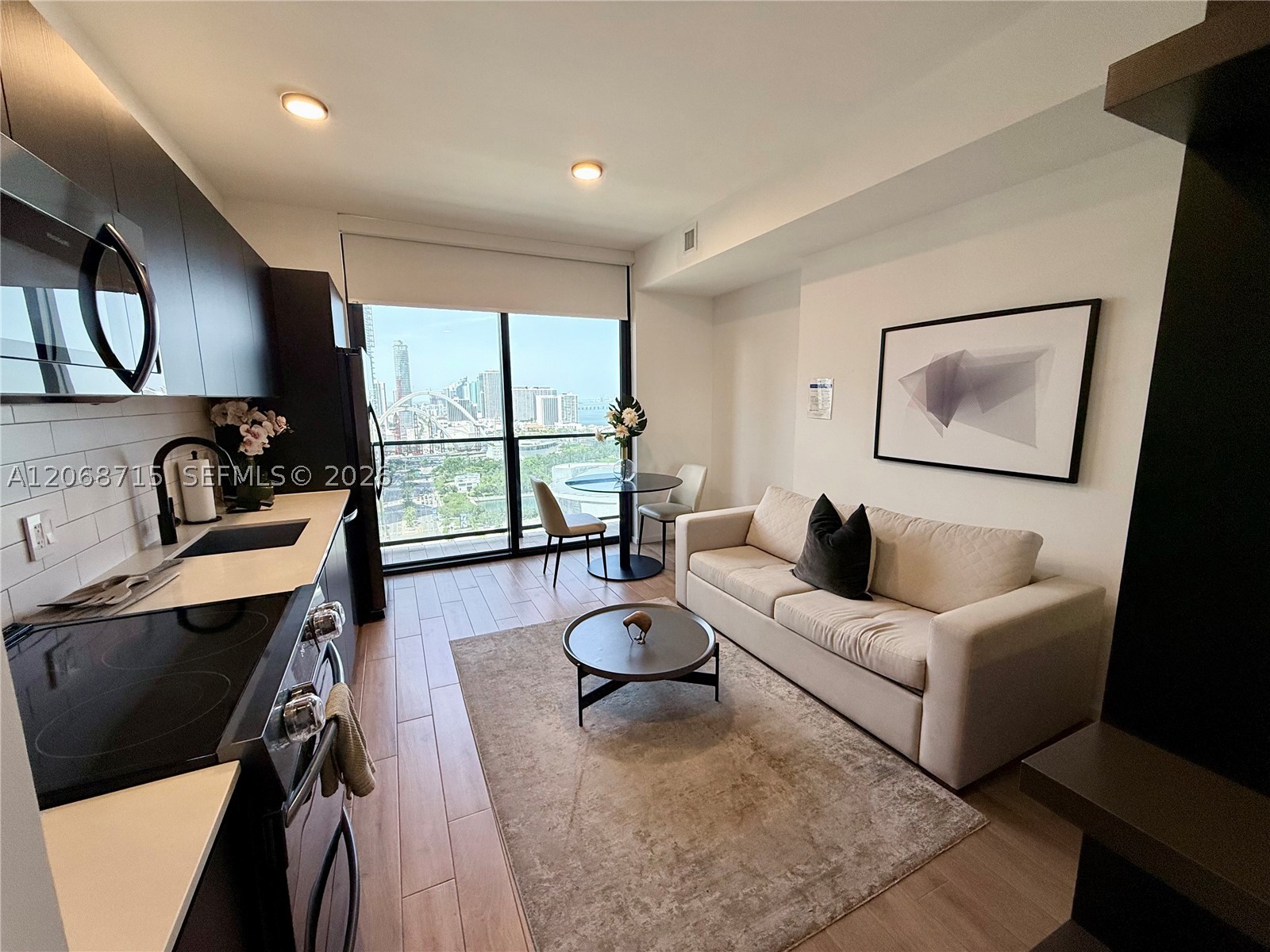 398 NE 5th St #2203, Miami FL 33132