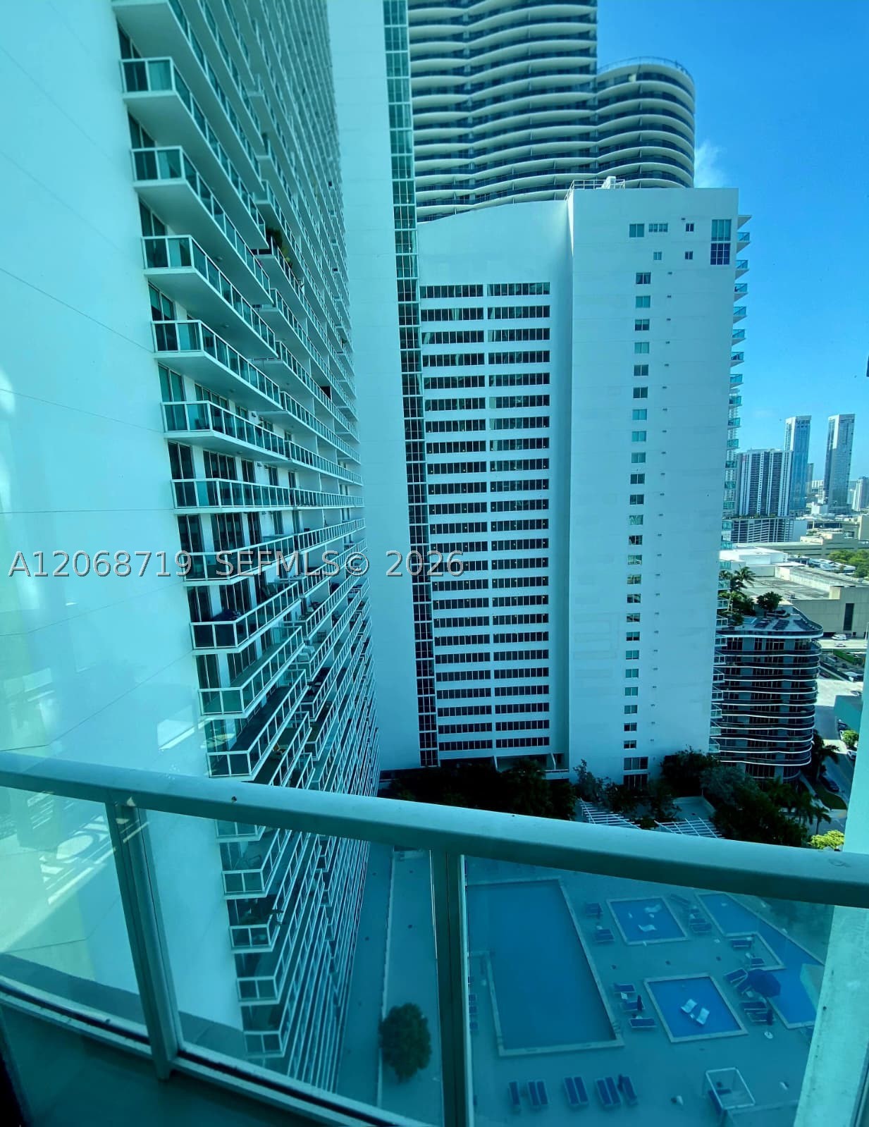 1900 N Bayshore Dr #2405, Miami FL 33132