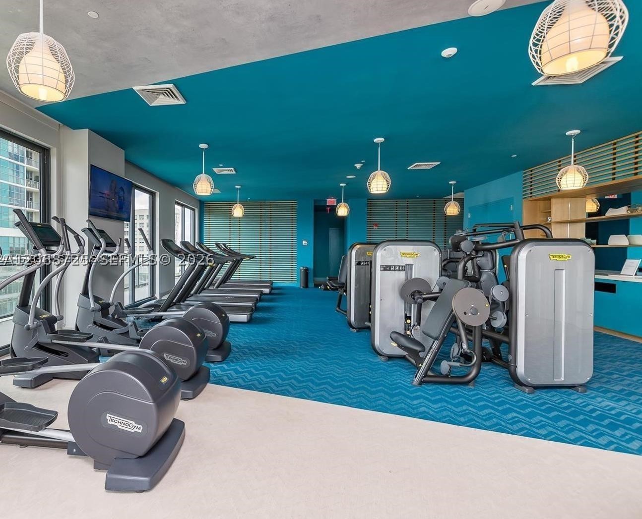 121 NE 34th St #915, Miami FL 33137