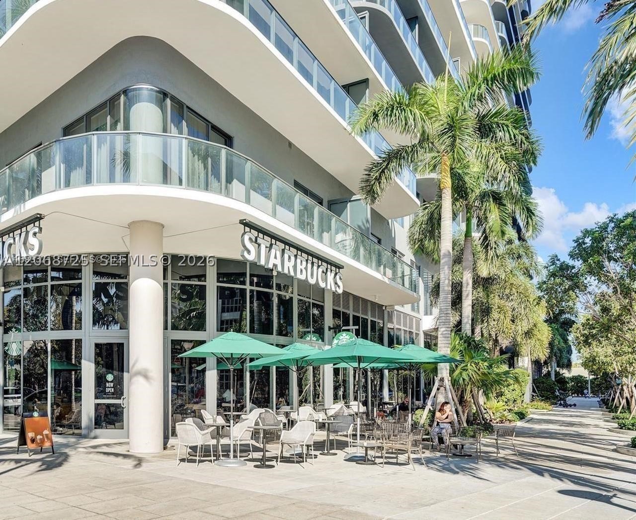 121 NE 34th St #915, Miami FL 33137