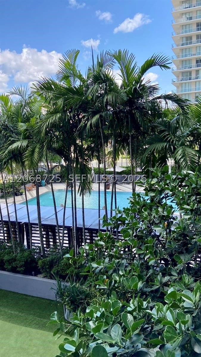 121 NE 34th St #915, Miami FL 33137