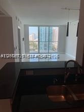 335 S Biscayne Blvd #1805, Miami FL 33131