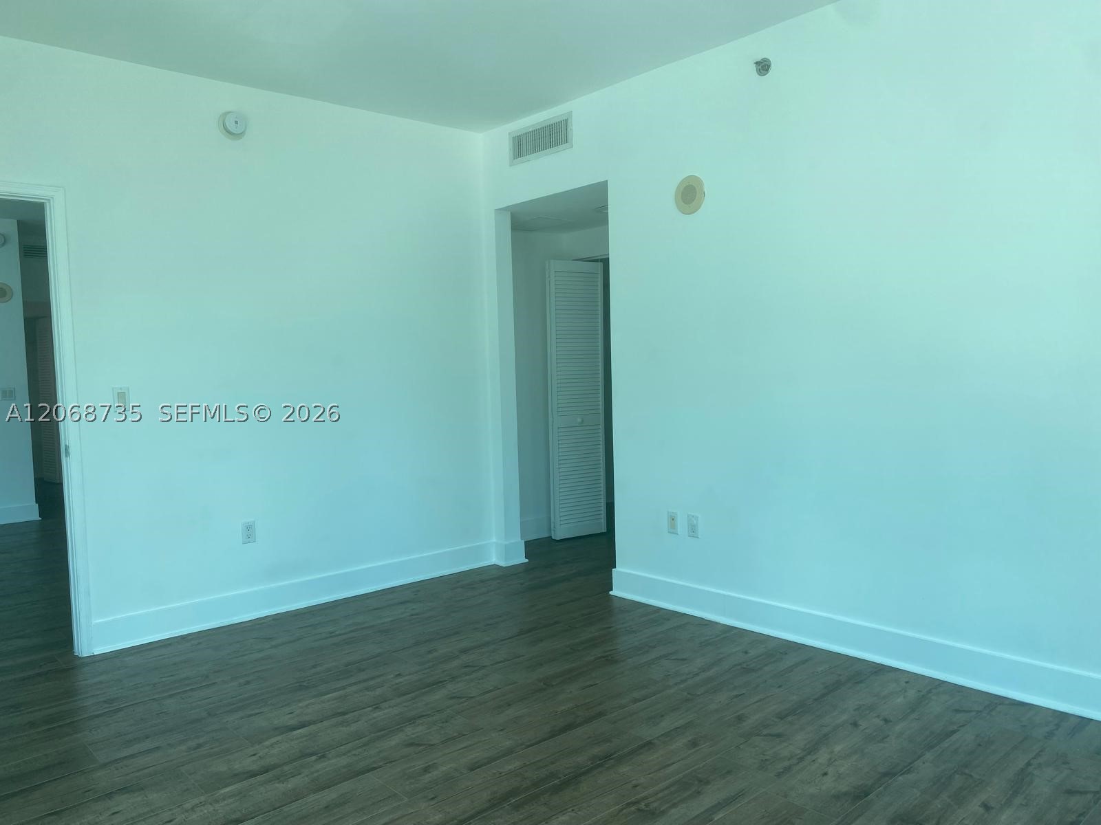 951 Brickell Ave #1210, Miami FL 33131