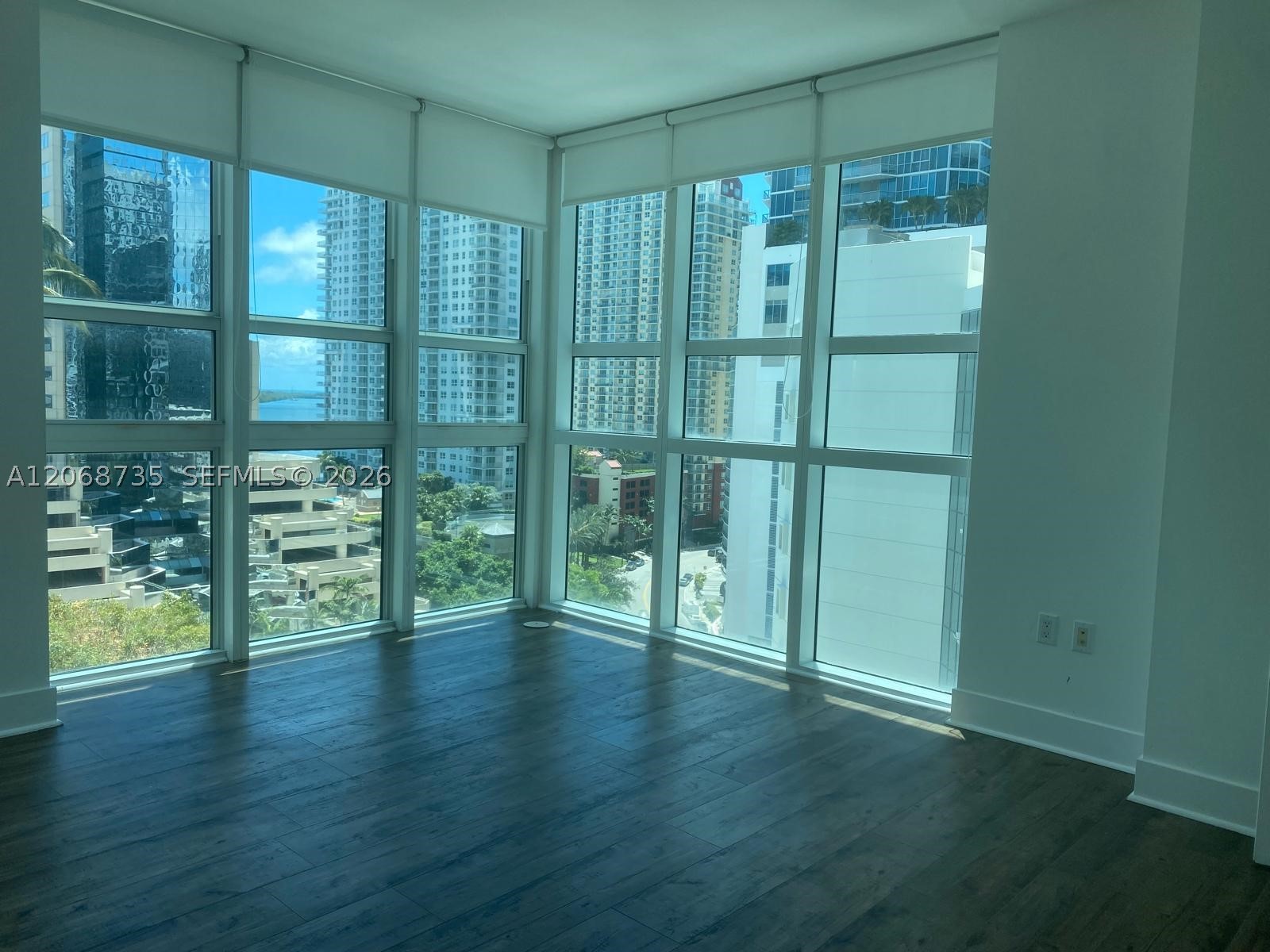 951 Brickell Ave #1210, Miami FL 33131