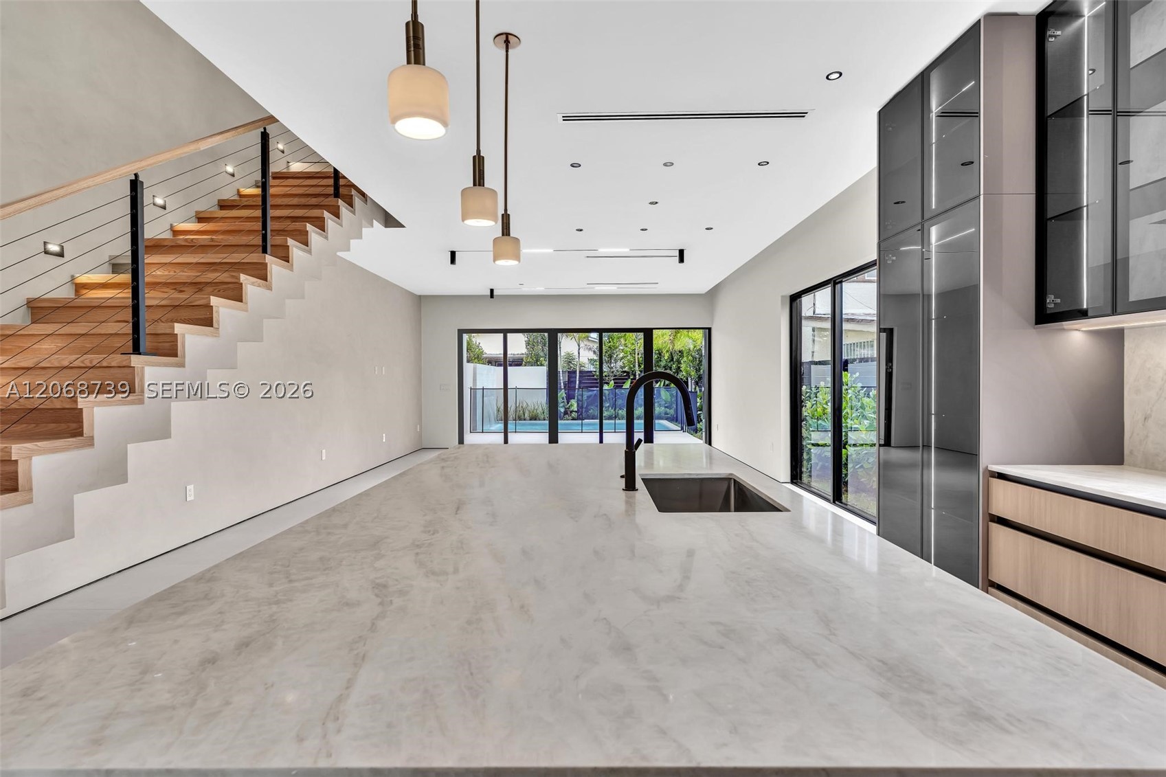 2222 SW 14th St #right, Miami FL 33145