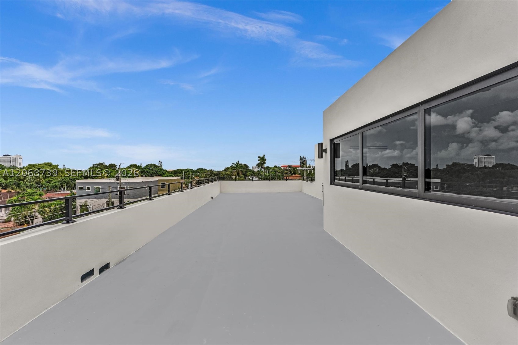 2222 SW 14th St #right, Miami FL 33145