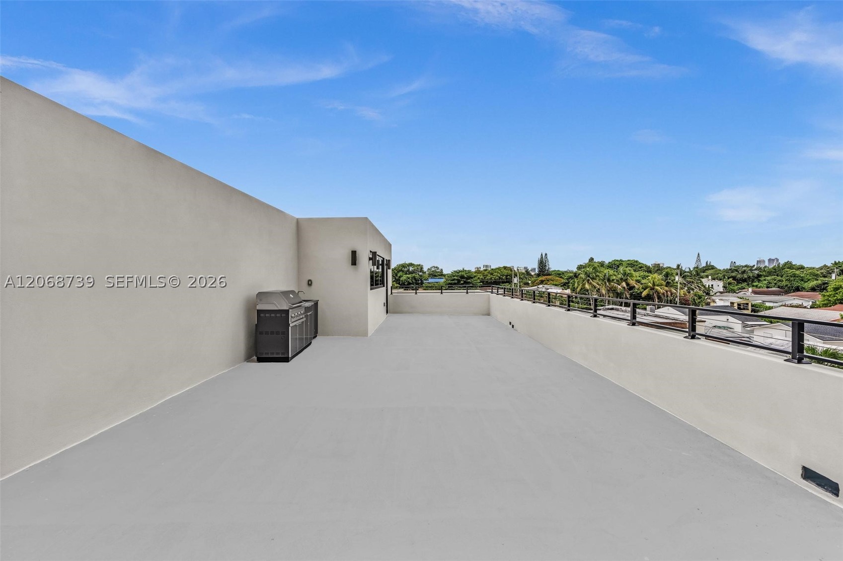 2222 SW 14th St #right, Miami FL 33145