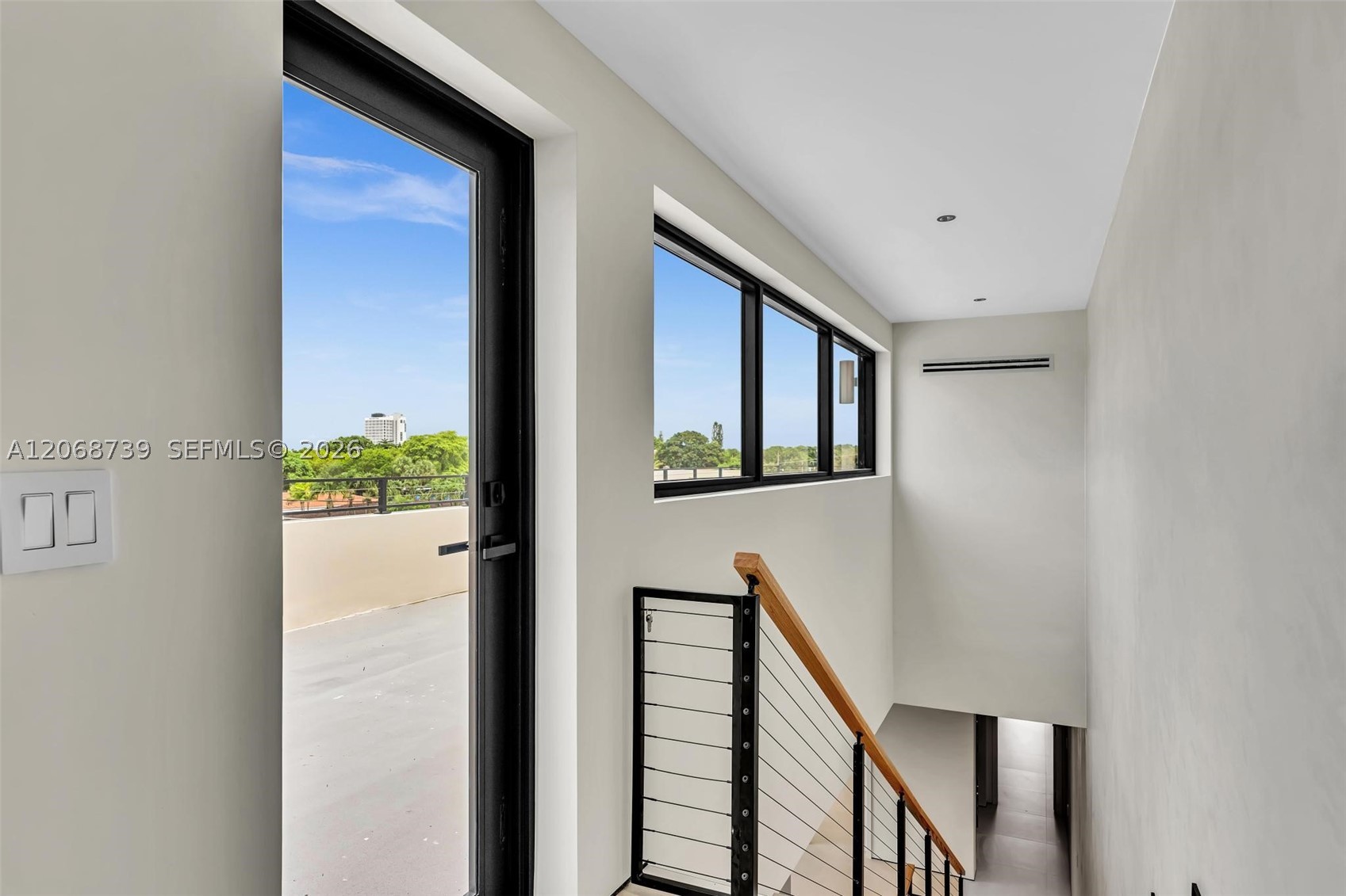 2222 SW 14th St #right, Miami FL 33145