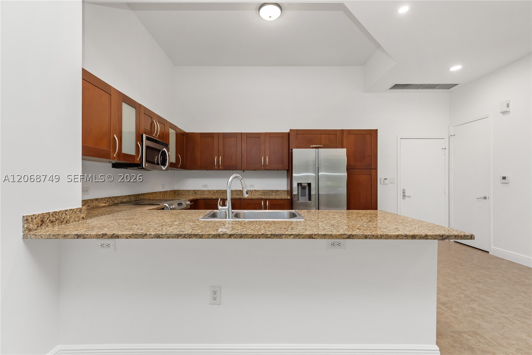 19900 E Country Club Dr #104, Aventura FL 33180