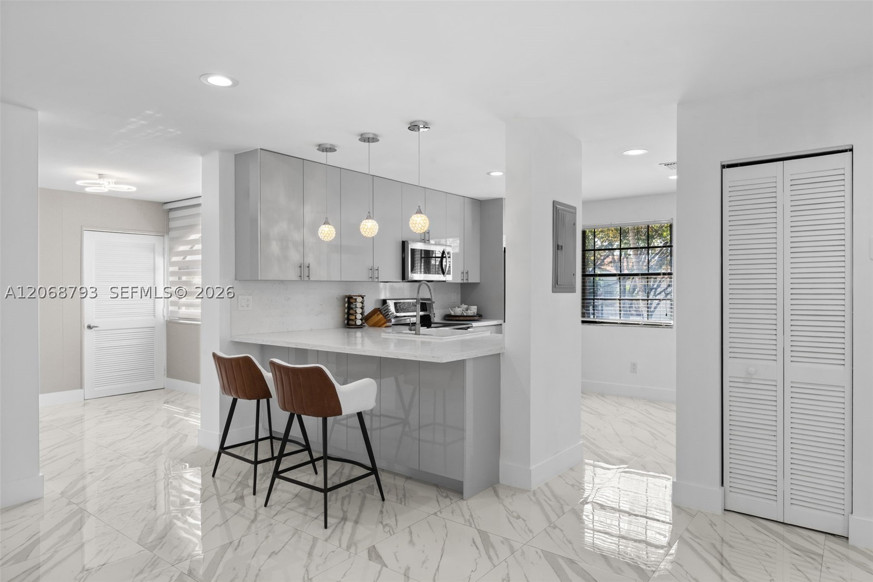 3549 Magellan Cir #418, Aventura FL 33180