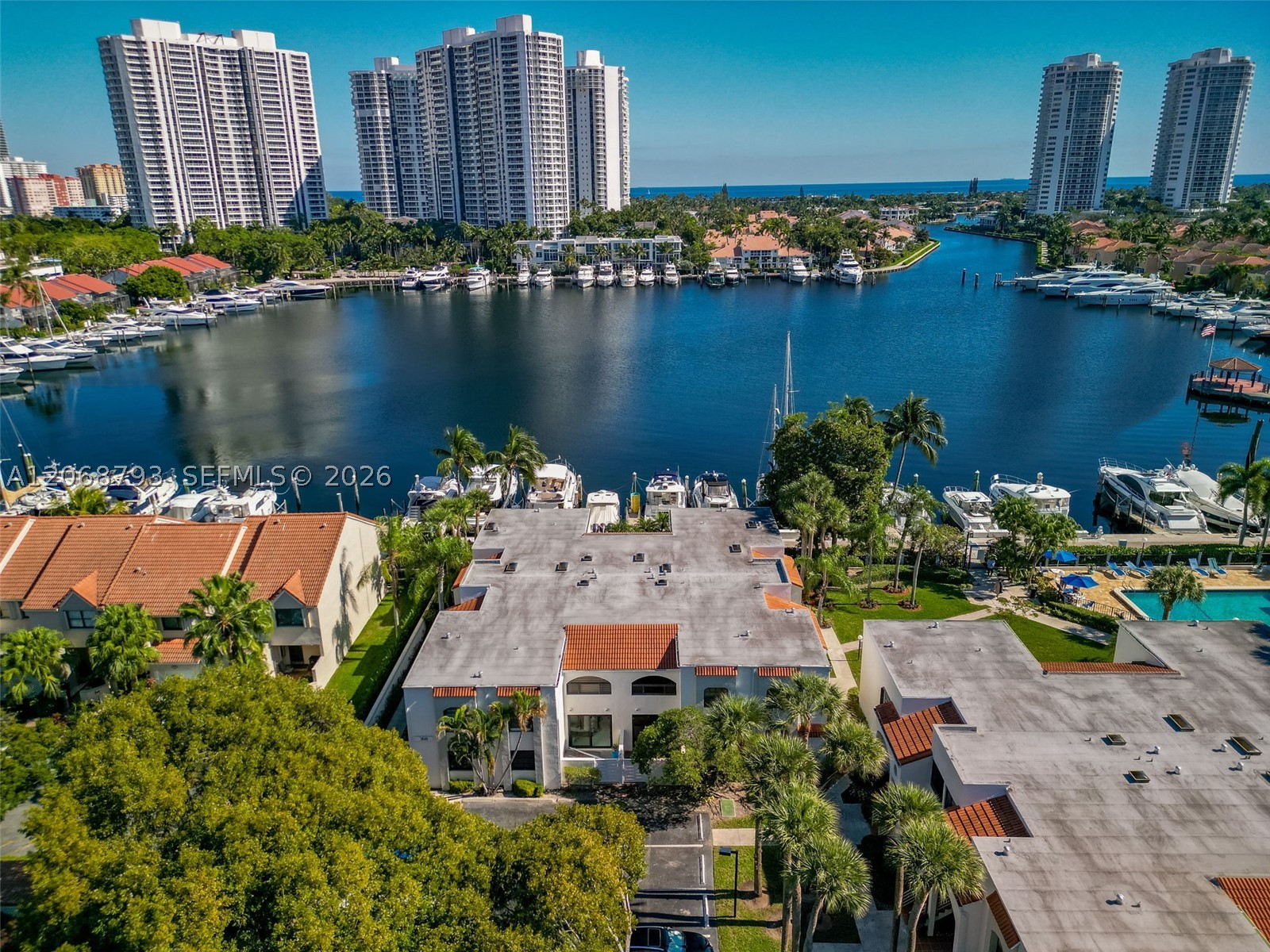 3549 Magellan Cir #418, Aventura FL 33180