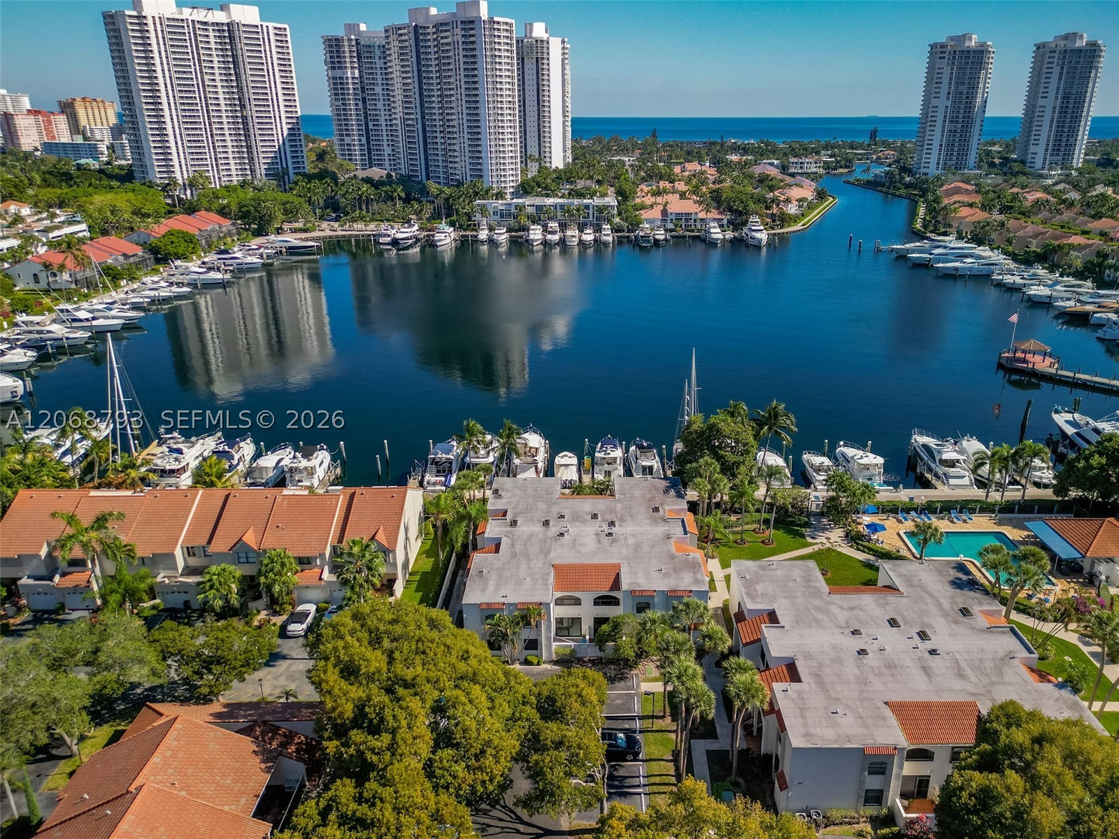 3549 Magellan Cir #418, Aventura FL 33180