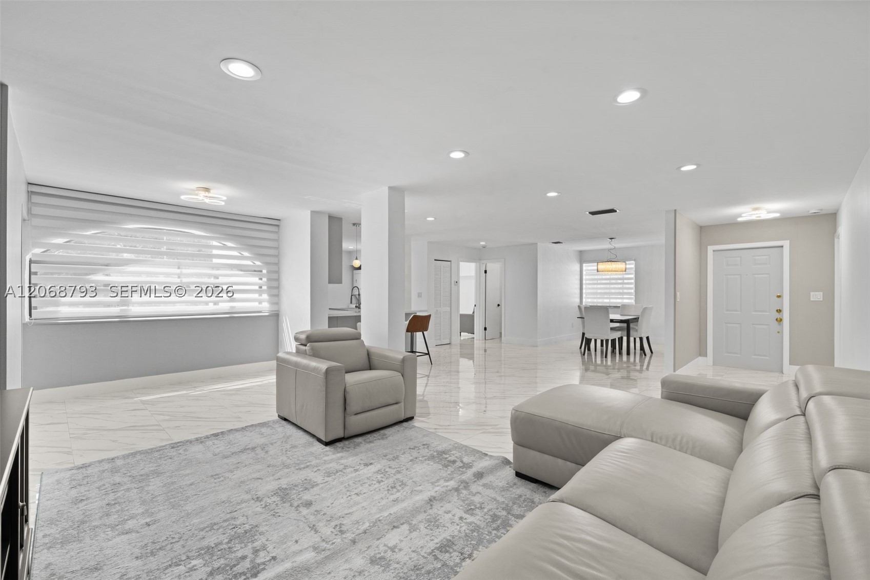 3549 Magellan Cir #418, Aventura FL 33180