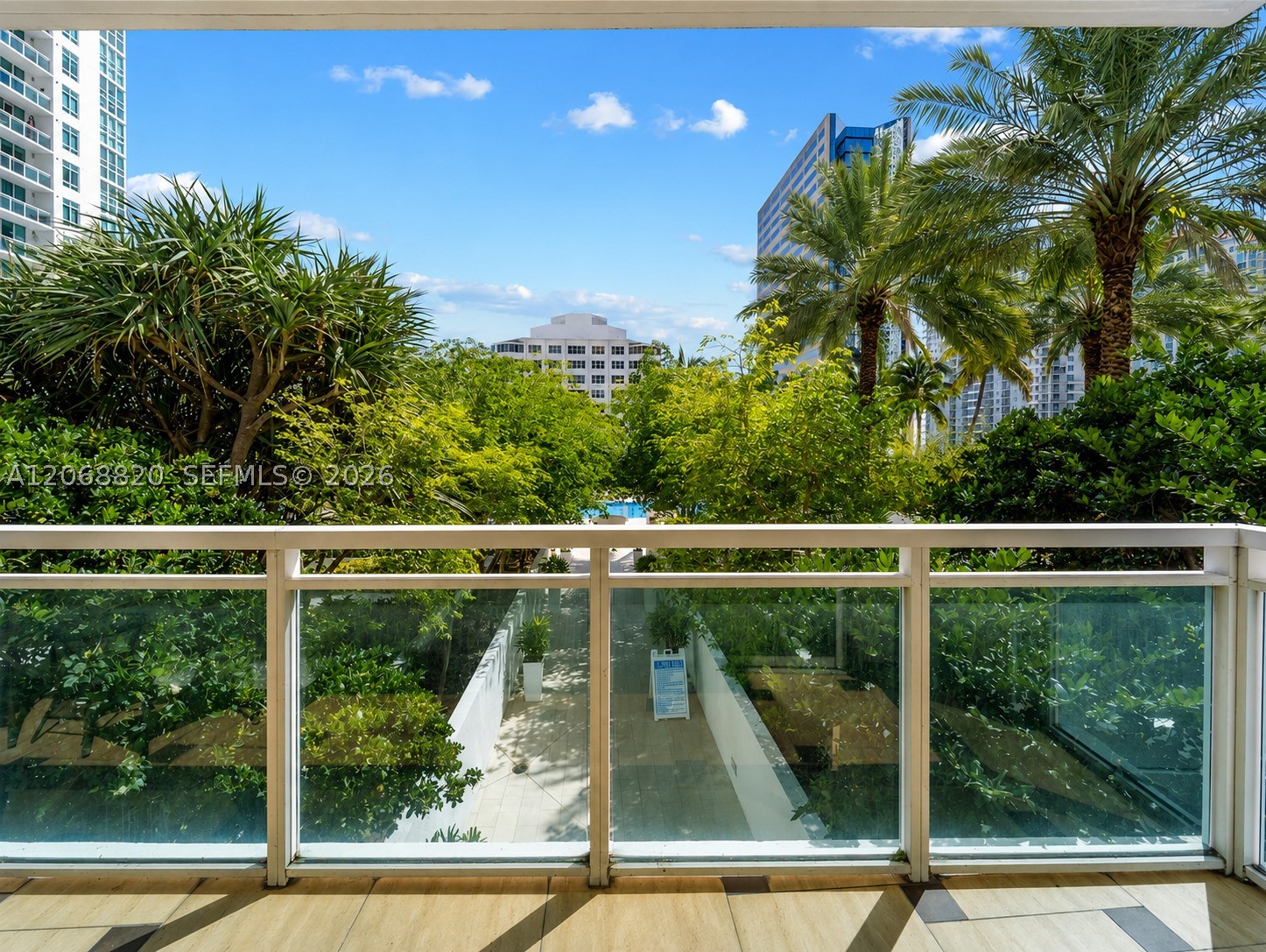 951 Brickell Ave #1106, Miami FL 33131