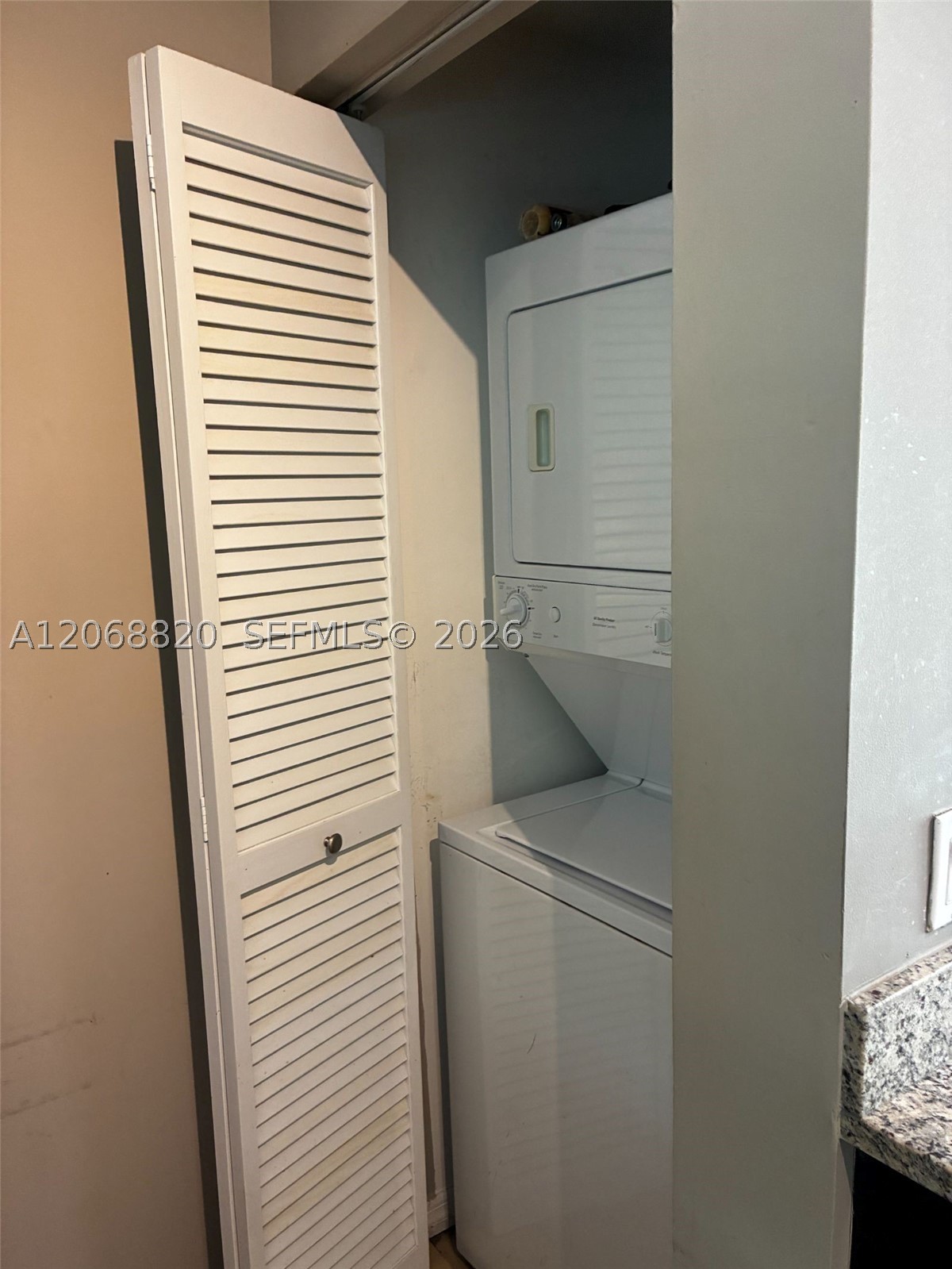 951 Brickell Ave #1106, Miami FL 33131