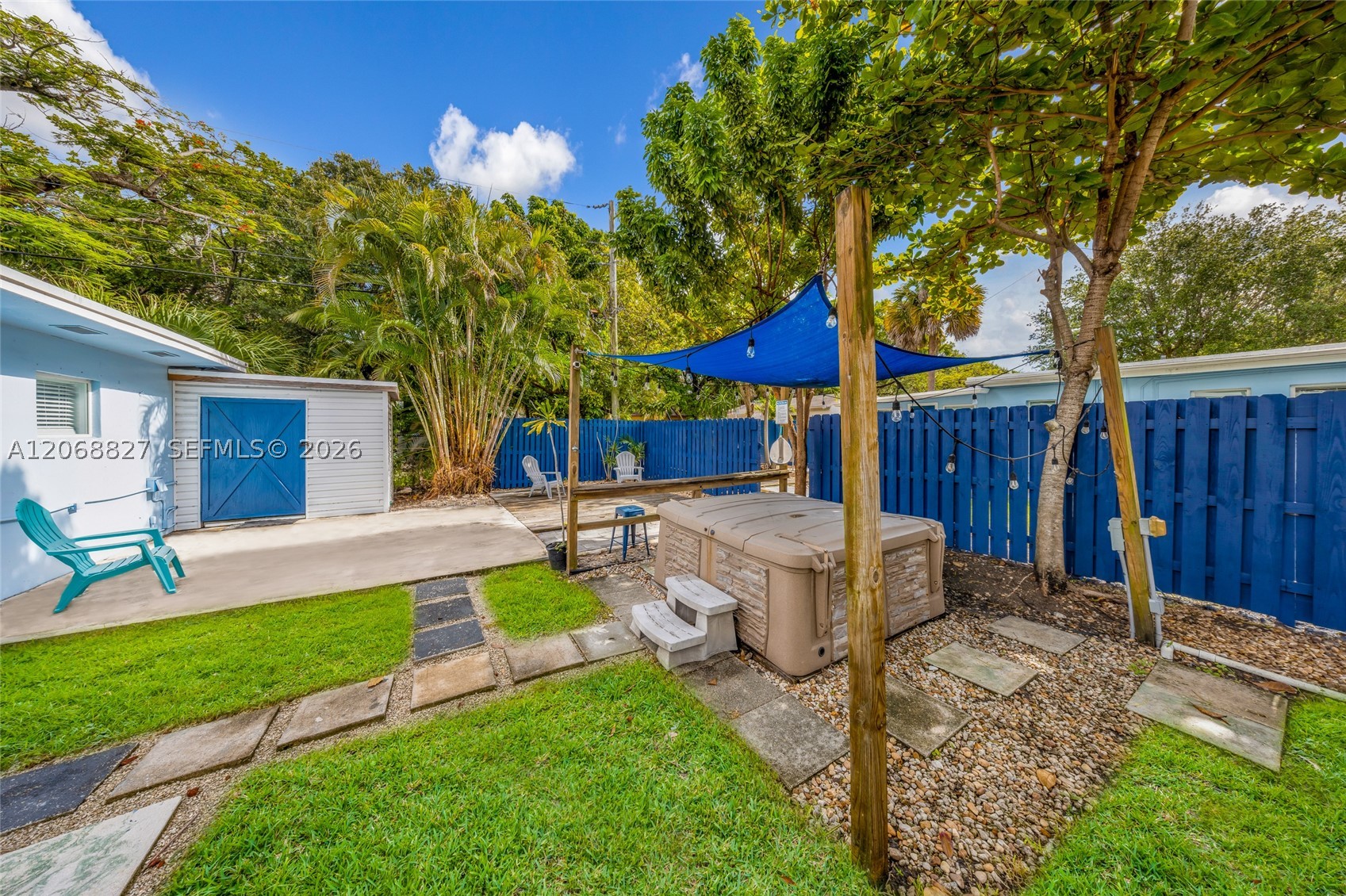 817 SW 12th St, Fort Lauderdale FL 33315