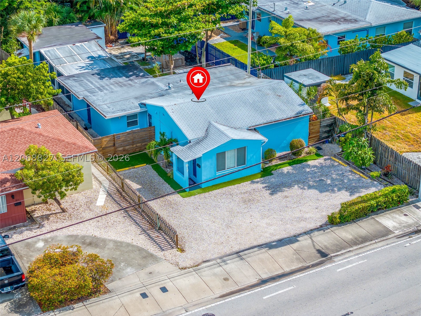 817 SW 12th St, Fort Lauderdale FL 33315
