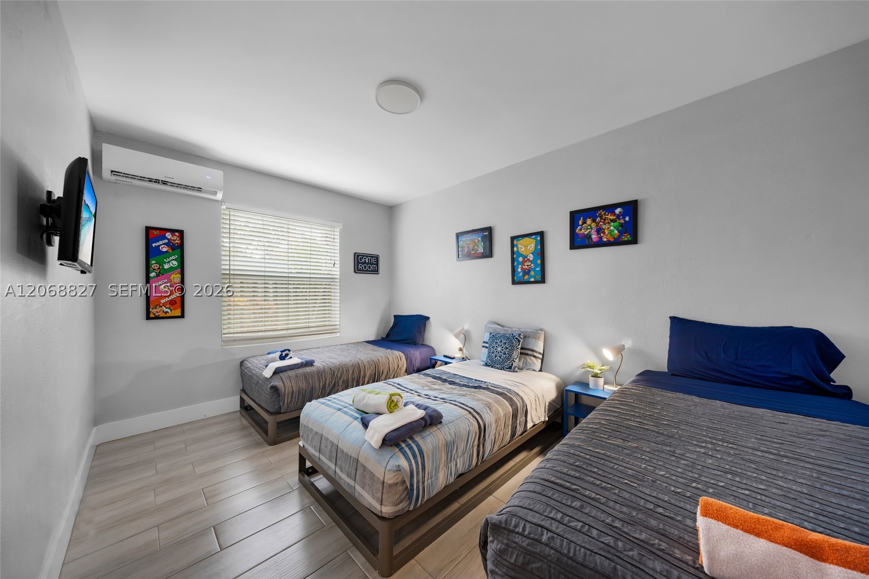 817 SW 12th St, Fort Lauderdale FL 33315