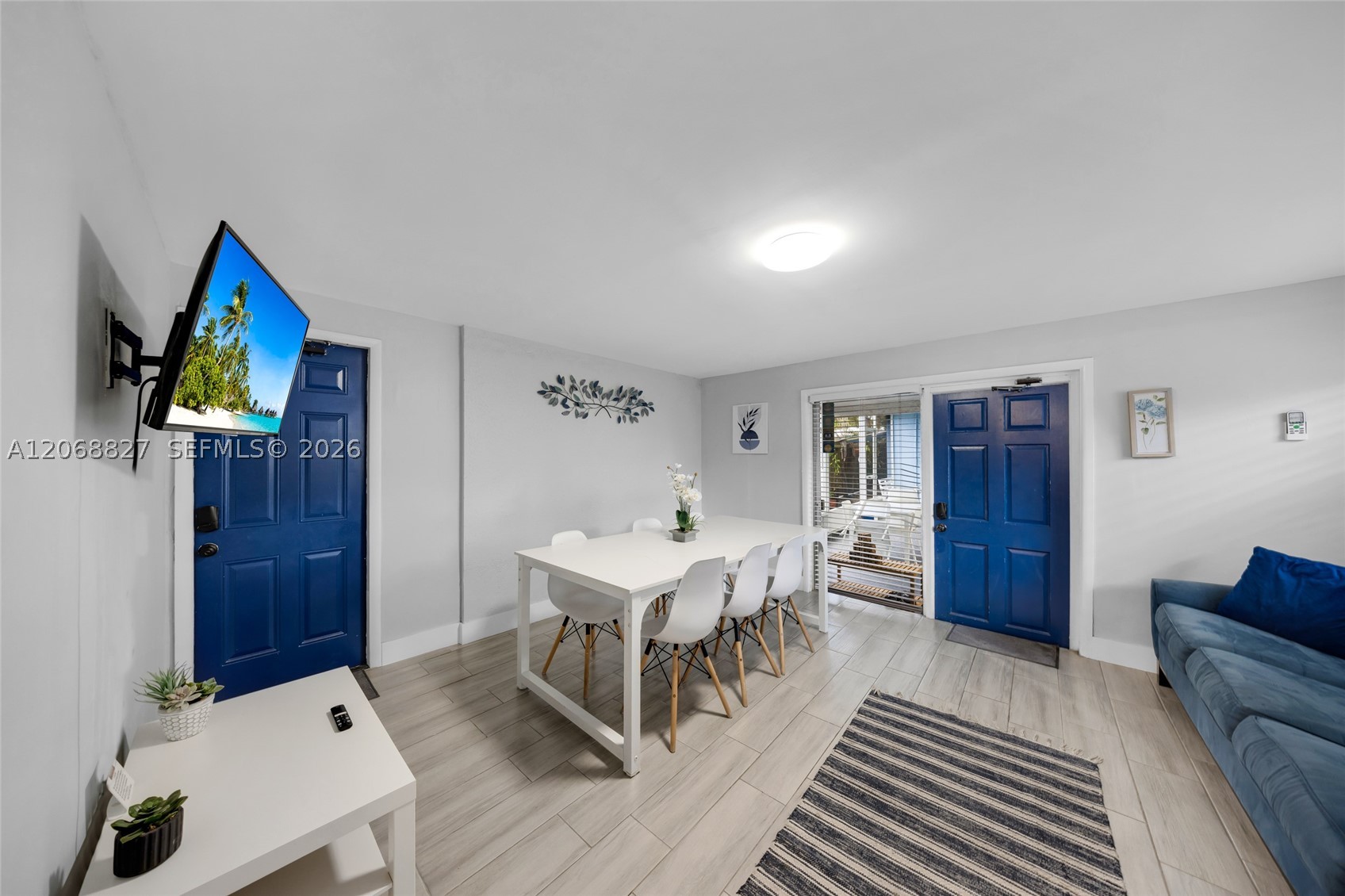 817 SW 12th St, Fort Lauderdale FL 33315