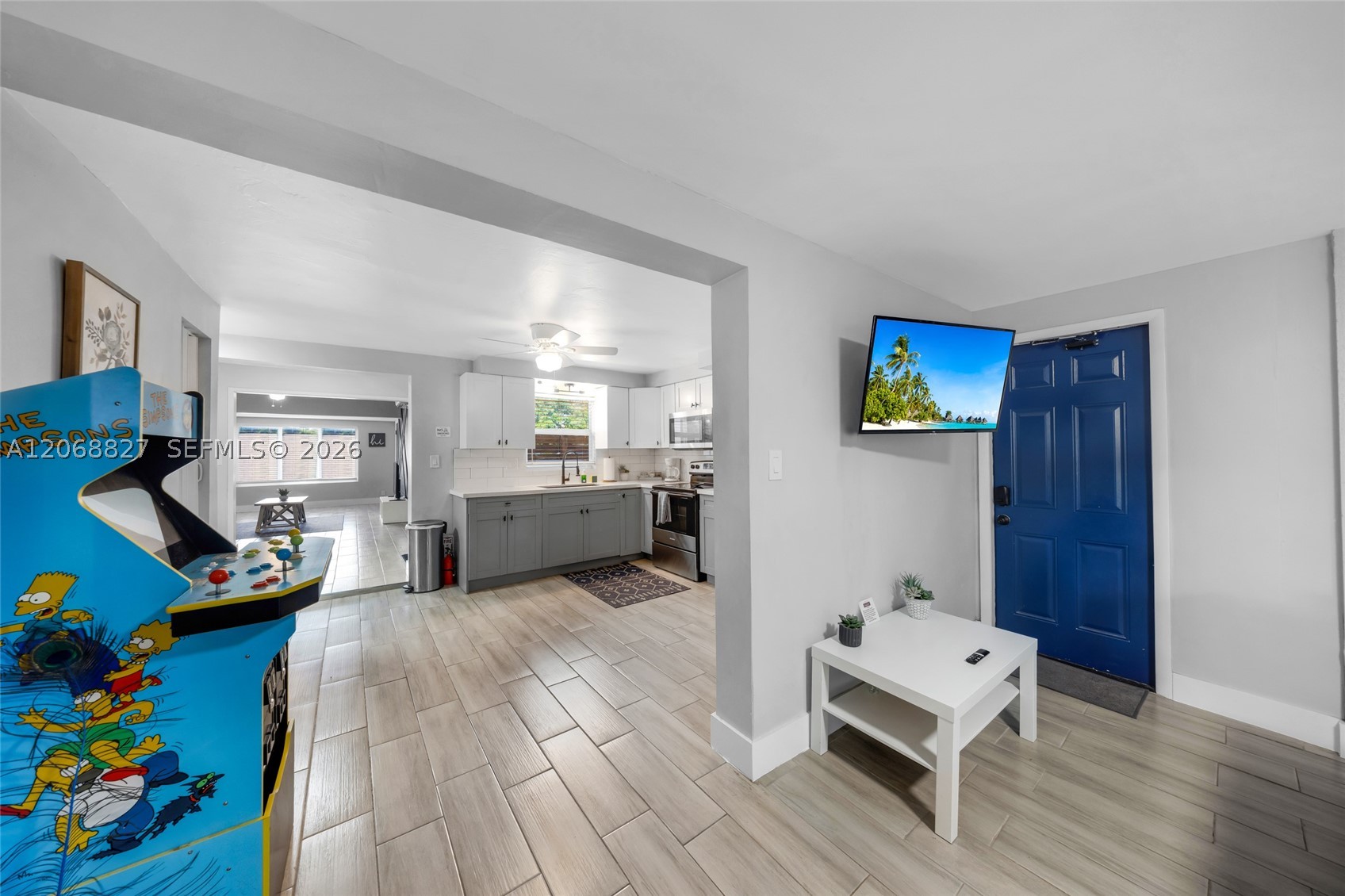 817 SW 12th St, Fort Lauderdale FL 33315