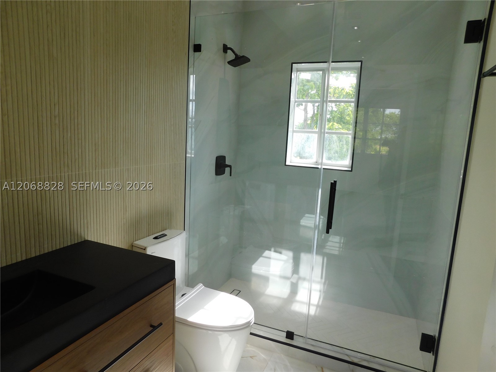 1851 NW 32nd Ave #B31, Miami FL 33125
