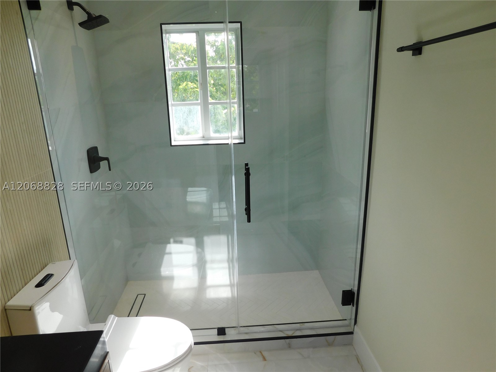 1851 NW 32nd Ave #B31, Miami FL 33125