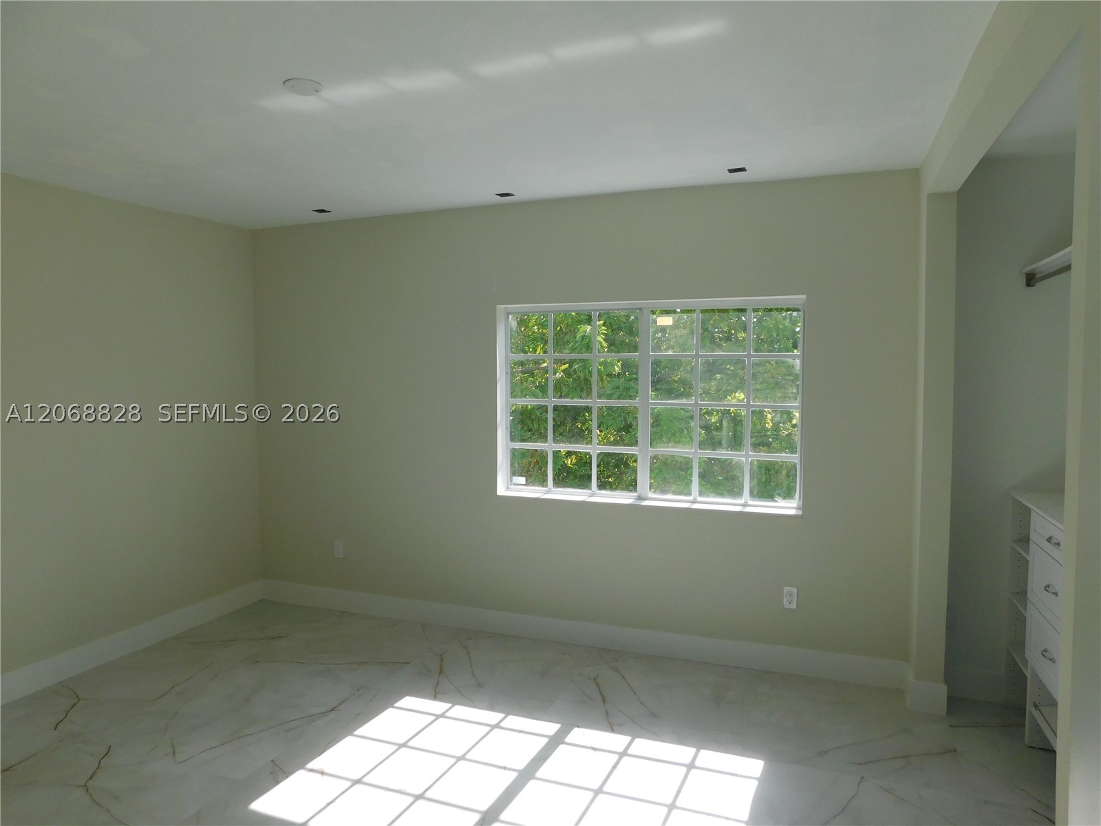 1851 NW 32nd Ave #B31, Miami FL 33125