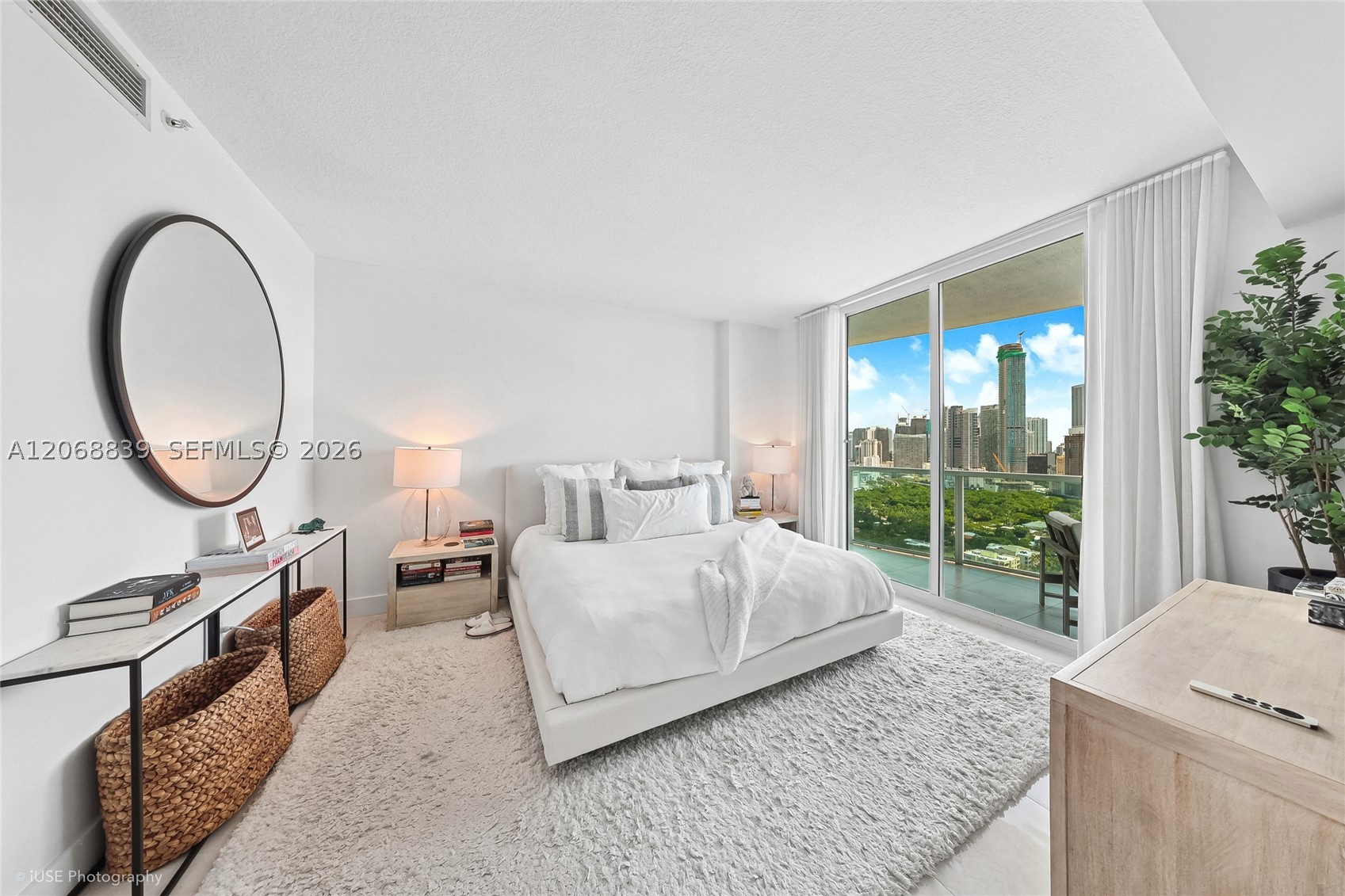 2101 Brickell Ave #3202, Miami FL 33129
