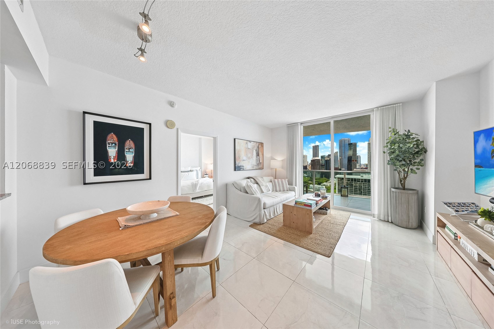 2101 Brickell Ave #3202, Miami FL 33129