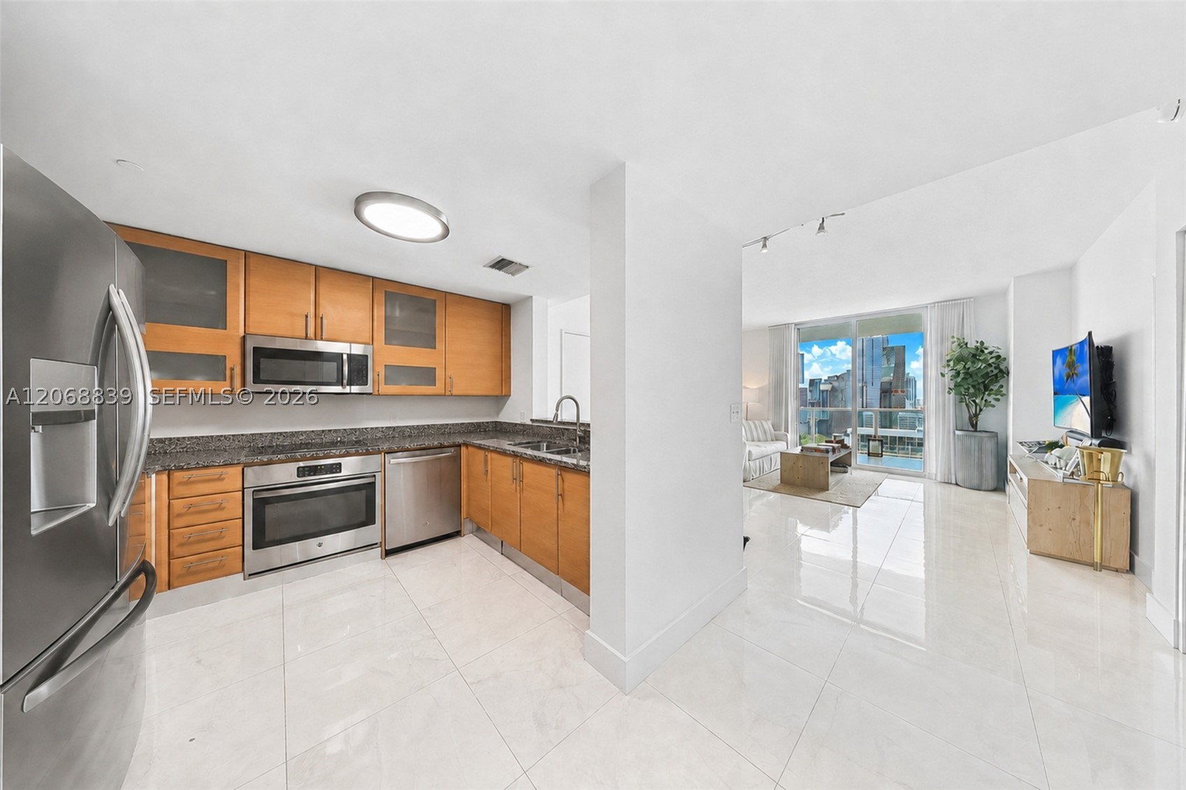 2101 Brickell Ave #3202, Miami FL 33129