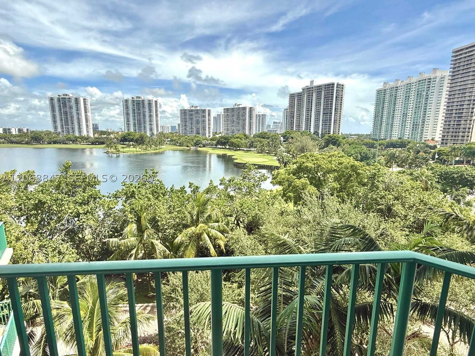 Aventura FL 33180 - A12068847