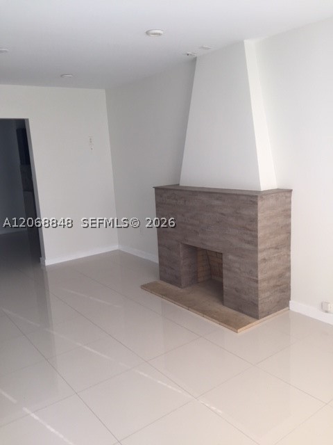 7820 Carlyle Ave, Miami Beach FL 33141