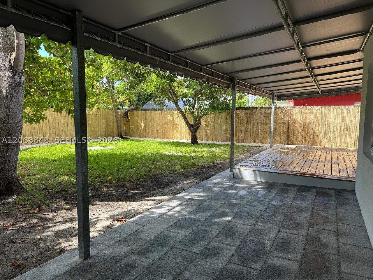7820 Carlyle Ave, Miami Beach FL 33141