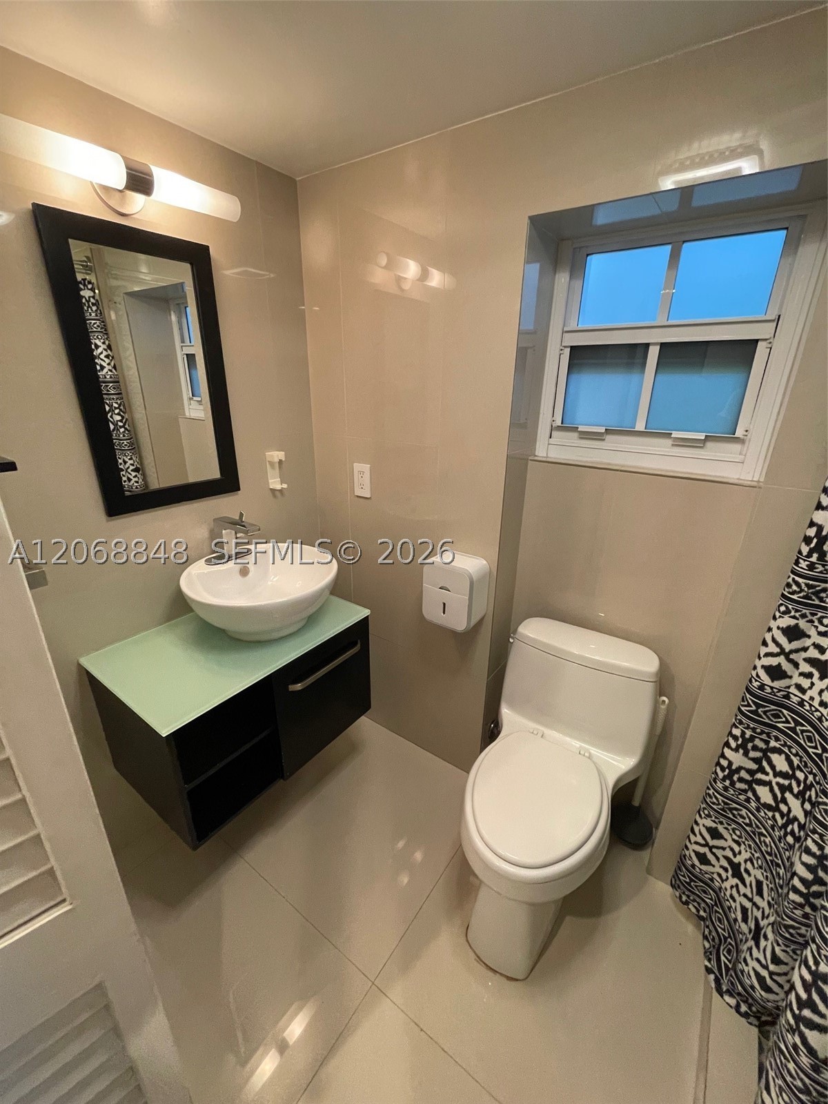 7820 Carlyle Ave, Miami Beach FL 33141