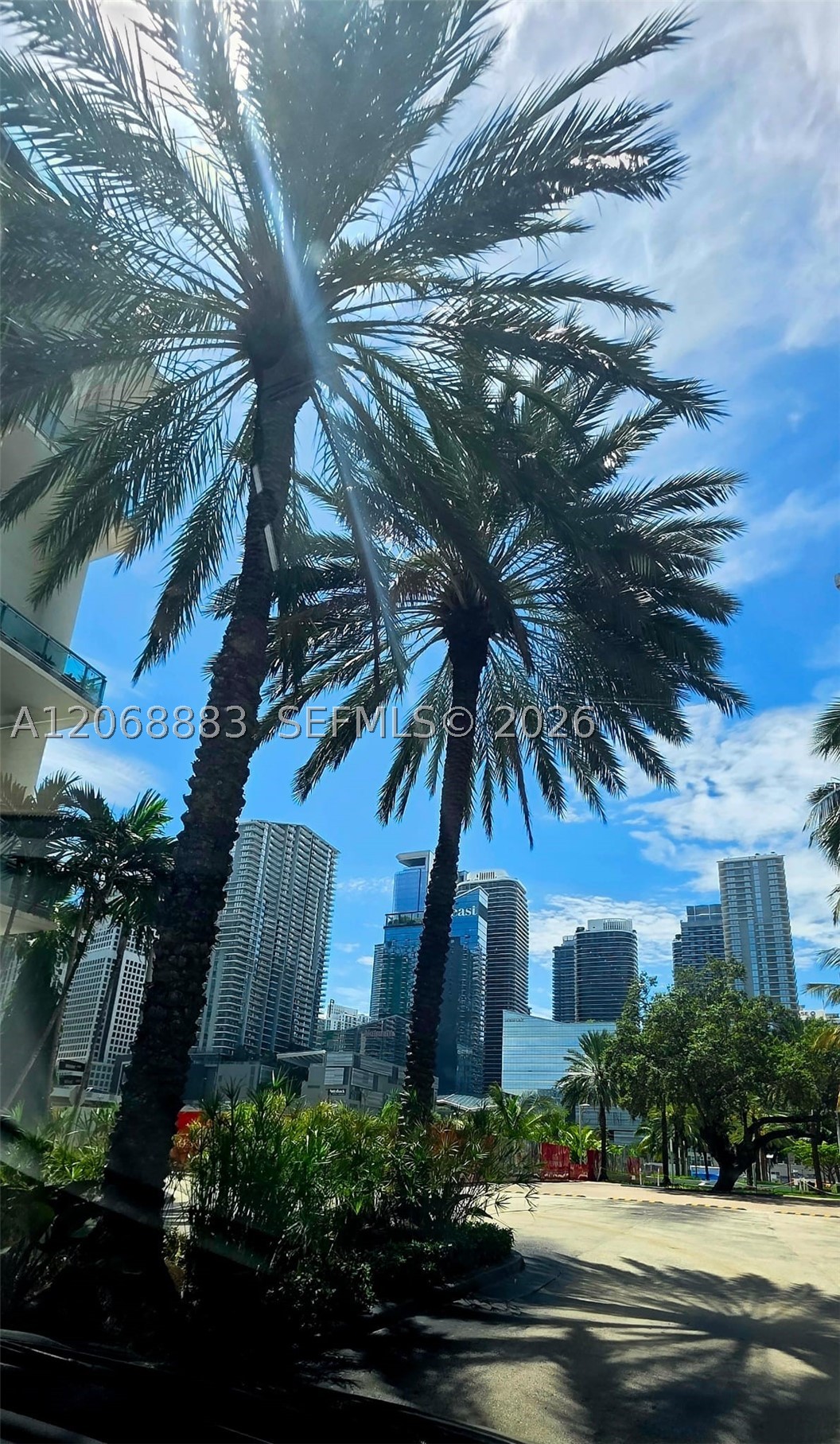 350 S Miami Ave #3213, Miami FL 33130